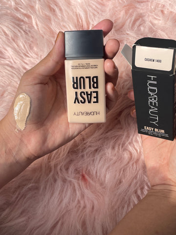 HUDA BEAUTY NATURAL EASY BLUR AIRBRUSH FOUNDATION 30 ML