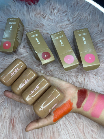 RHODE POCKET BLUSH😍